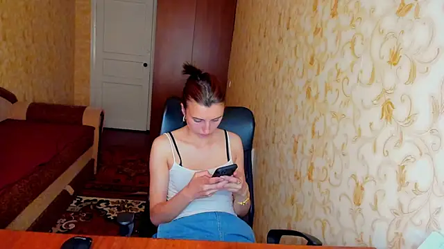 MilaShka29 online show from 06/19/26, 10:19