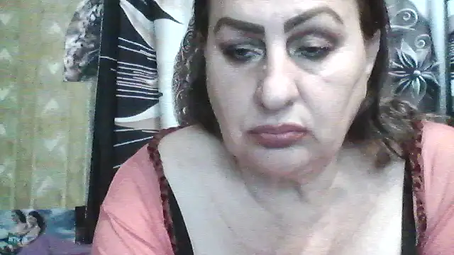 LoaqLovew online show from 06/06/26, 08:08