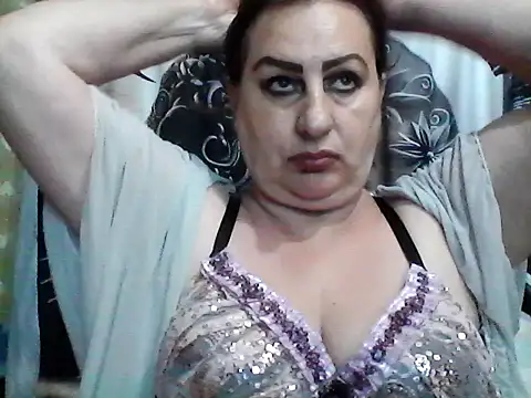 LoaqLovew online show from 06/24/26, 08:24