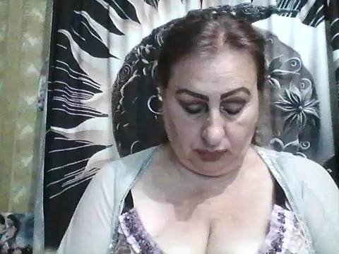 LoaqLovew online show from 06/26/26, 06:51