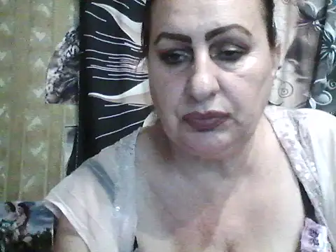 LoaqLovew online show from 07/28/26, 07:48