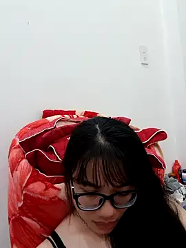  Minaa  online show from 04/23/26, 07:27