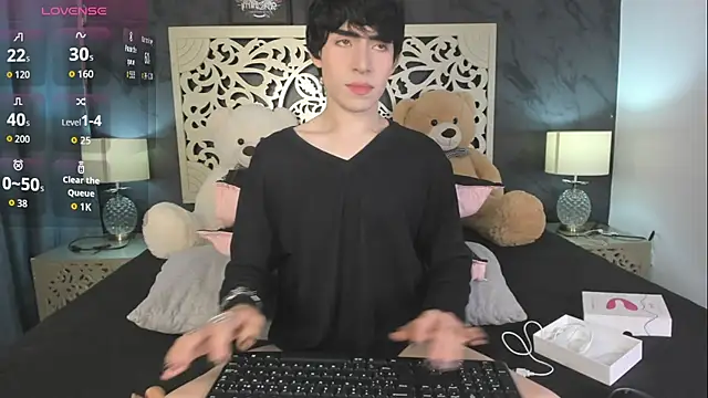 DemonFoxx online show from 06/24/26, 12:04