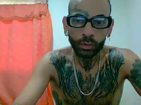 Snapshot of Demon_Rose_ chatting on 07/04/26, 08:15 Demon Rose online show from 07/04/26, 08:15
