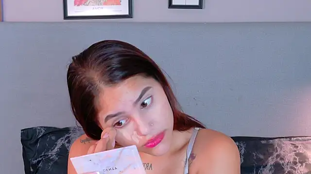 CuteWofy  online show from 06/02/26, 11:56