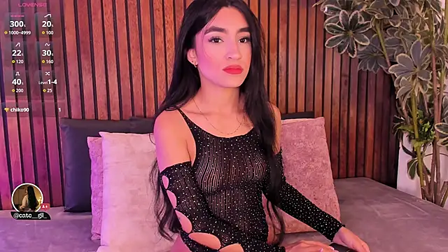 Snapshot of cate_gil chatting on 05/24/26, 12:21 cate gil online show from 05/24/26, 12:21