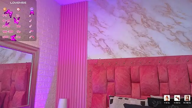 goldilockss15  online show from 04/24/26, 11:56