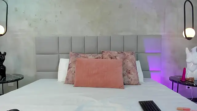 Stefanny lopez19x online show from 05/01/26, 01:59