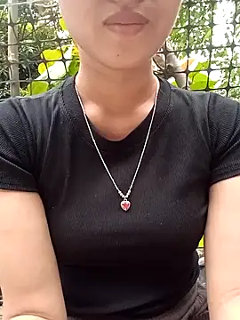 Rosie LoveUU online show from 04/23/26, 11:40