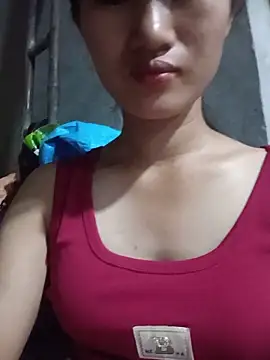 Snapshot of Rosie_LoveUU chatting on 05/16/26, 10:47 Rosie LoveUU online show from 05/16/26, 10:47