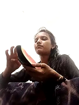 SS sanjna online show from 05/16/26, 12:07
