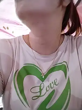 Snapshot of Squirt107 chatting on 06/29/26, 03:35 Squirt107 online show from 06/29/26, 03:35