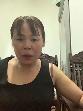 Snapshot of Helen-baby chatting on 05/15/26, 06:37 Helen-baby online show from 05/15/26, 06:37