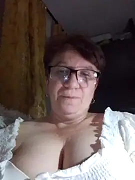 Snapshot of KetQueen101 chatting on 07/11/26, 08:33 KetQueen101 online show from 07/11/26, 08:33