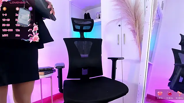 RachelArias online show from 06/25/26, 12:09