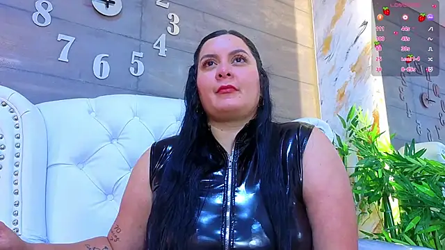 Snapshot of RachelCarlton chatting on 05/27/26, 01:41 RachelCarlton online show from 05/27/26, 01:41