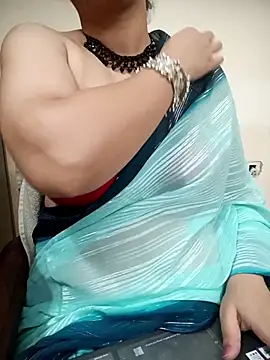 Snapshot of Aayaat__ chatting on 06/05/26, 04:41 Aayaat online show from 06/05/26, 04:41
