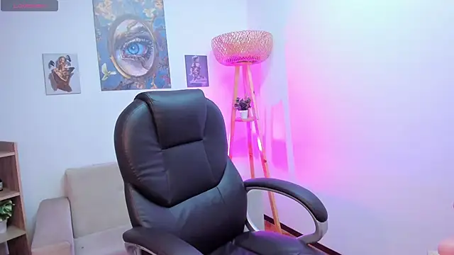 NaomiSaenz  online show from 05/16/26, 12:40