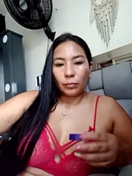 Snapshot of Angelsashaa07 chatting on 05/31/26, 07:37 Angelsashaa07 online show from 05/31/26, 07:37