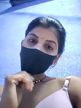 RUHI 1143 online show from 05/30/26, 06:49