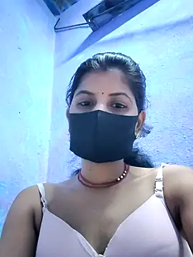 Snapshot of RUHI_1143 chatting on 06/25/26, 06:56 RUHI 1143 online show from 06/25/26, 06:56