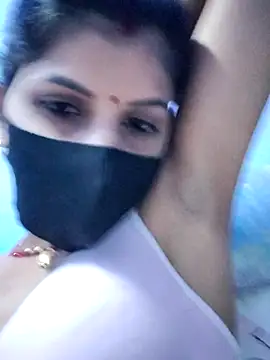 Snapshot of RUHI_1143 chatting on 06/28/26, 05:19 RUHI 1143 online show from 06/28/26, 05:19