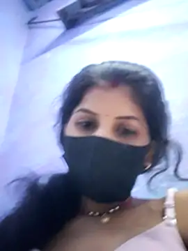 Snapshot of RUHI_1143 chatting on 06/29/26, 11:10 RUHI 1143 online show from 06/29/26, 11:10