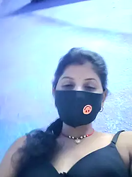 Snapshot of RUHI_1143 chatting on 07/21/26, 01:13 RUHI 1143 online show from 07/21/26, 01:13