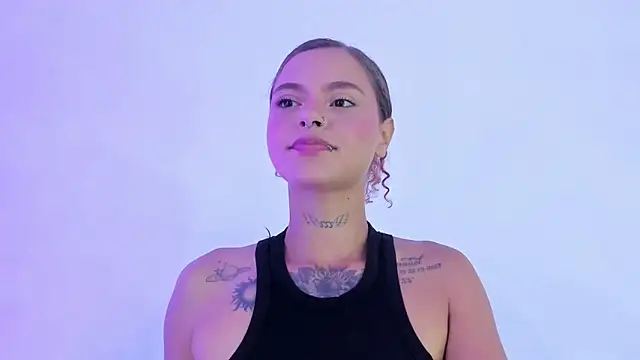 Caroline420  online show from 06/06/26, 02:38