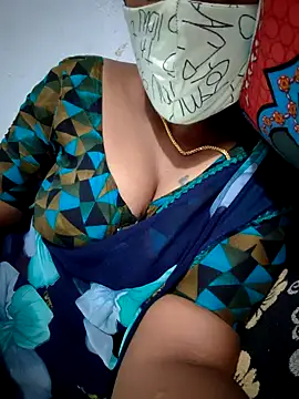 Tamil Hot HoneyBee online show from 05/15/26, 05:58