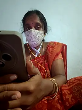 Tamil Hot HoneyBee online show from 06/16/26, 05:59