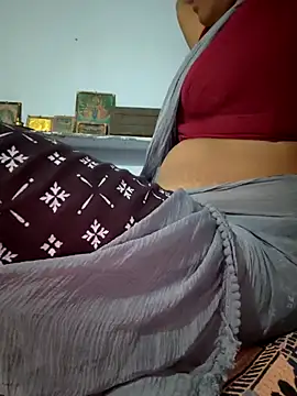 Tamil Hot HoneyBee online show from 07/15/26, 06:13