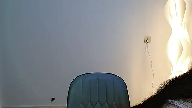 Zhizhi-99 online show from 06/18/26, 02:54
