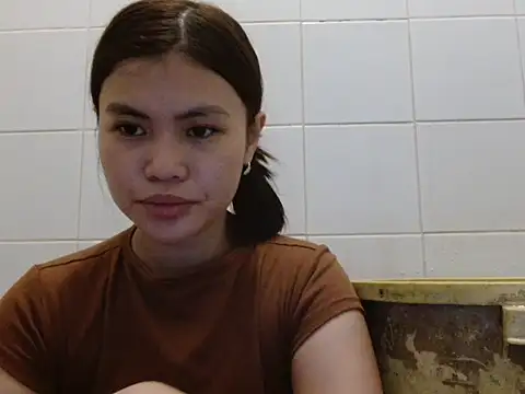 3mariaspinay69 online show from 04/28/26, 04:06