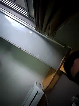 alviyaaa online show from 04/26/26, 12:36