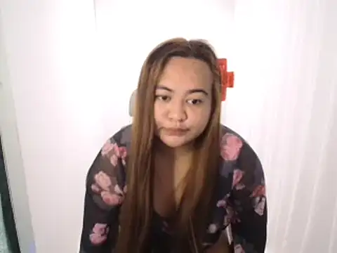 Snapshot of Czarinna chatting on 04/28/26, 06:35 Czarinna online show from 04/28/26, 06:35