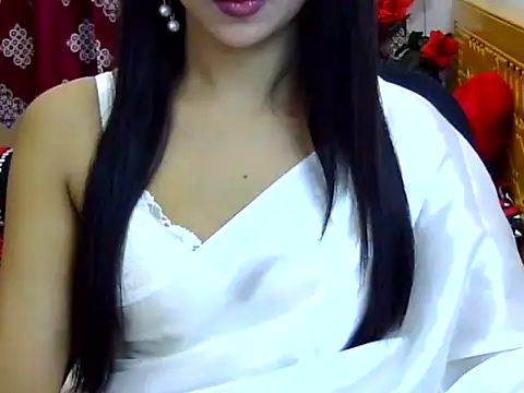 Alina Nur online show from 07/11/26, 01:25