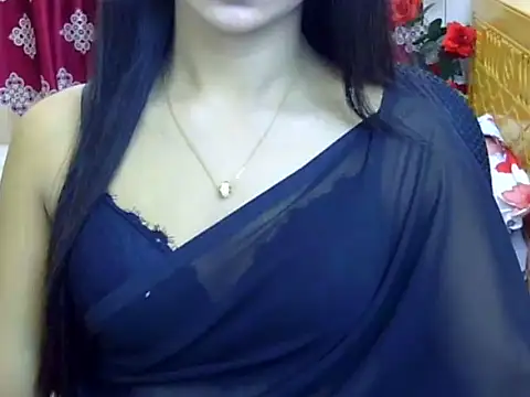Alina Nur online show from 07/17/26, 06:02