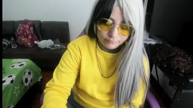 romina23 online show from 05/17/26, 09:22