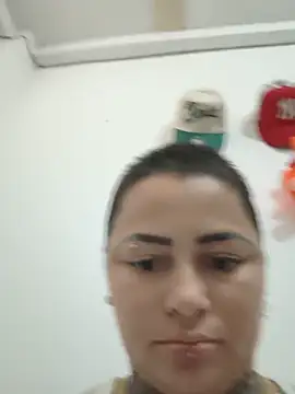 romina23 online show from 05/27/26, 07:55