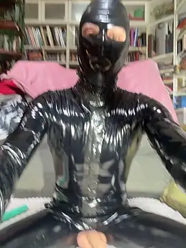 crazytranny online show from 05/12/26, 09:39