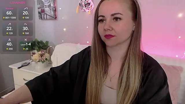 Snapshot of MeryCheris chatting on 05/14/26, 12:34 MeryCheris online show from 05/14/26, 12:34