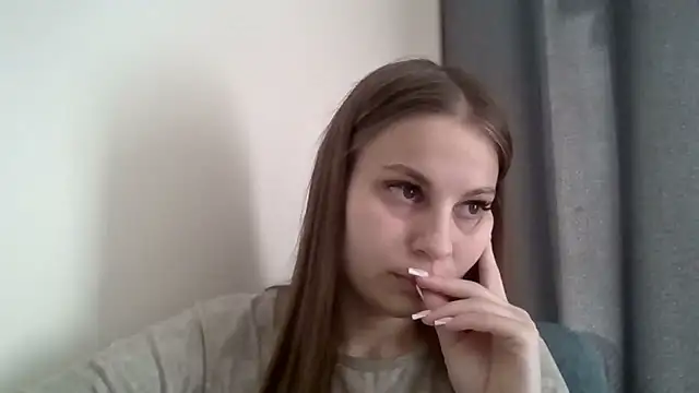  Linsyy ee  online show from 05/19/26, 09:26