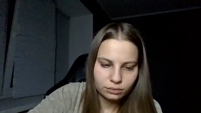  Linsyy ee  online show from 06/08/26, 08:09
