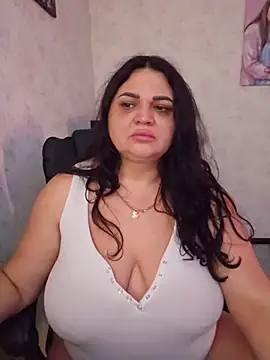 Snapshot of -CUTE-EVVIL- chatting on 05/26/26, 05:31 -CUTE-EVVIL- online show from 05/26/26, 05:31