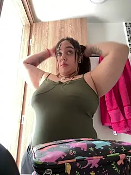 violettmonroe2 online show from 04/27/26, 03:10