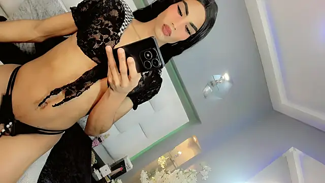 Darianavelazquez online show from 05/27/26, 01:57