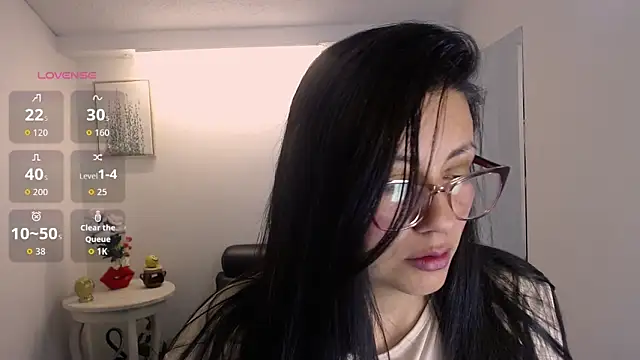 Snapshot of Valeri_bj chatting on 05/02/26, 09:53 Valeri bj online show from 05/02/26, 09:53