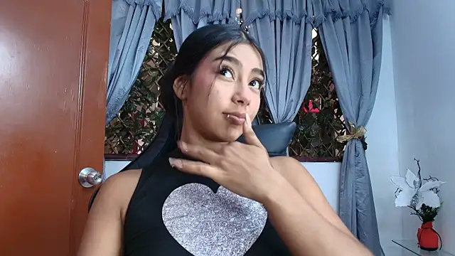 Sofia Browm online show from 05/31/26, 08:21