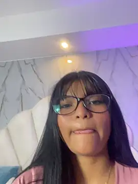 Hinaa XXX online show from 04/25/26, 07:44